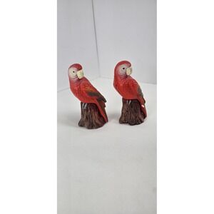 Vintage Salt‎ And Pepper Shakers Parrot Macaw Red from Mandalay Bay Casino